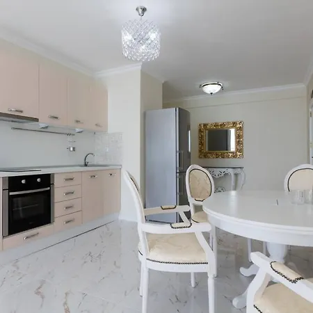 شقة Grand Svety Vlas With Panoramic Sea Views سفيتي فلاس